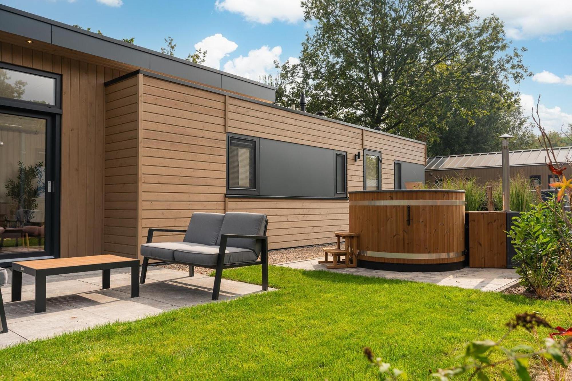 Veluwepark De Bosgraaf | Comfort Met Hottub Lieren Rum bild